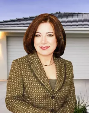 Jila Rezai, West Vancouver, Real Estate Agent